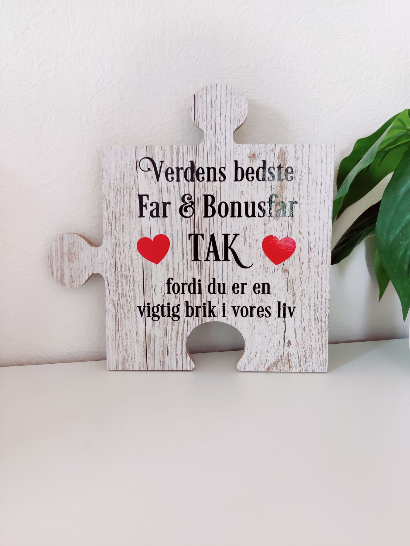 Verdens bedste Far og Bonusfar-Tak fordi du er en vigtig brik i vores liv Verdens bedste Far og Bonusfar-Tak fordi du er en vigtig brik i vores liv