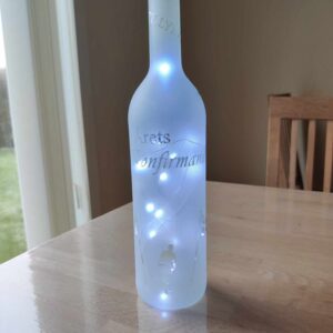 Lys flaske til årets konfirmand-dreng